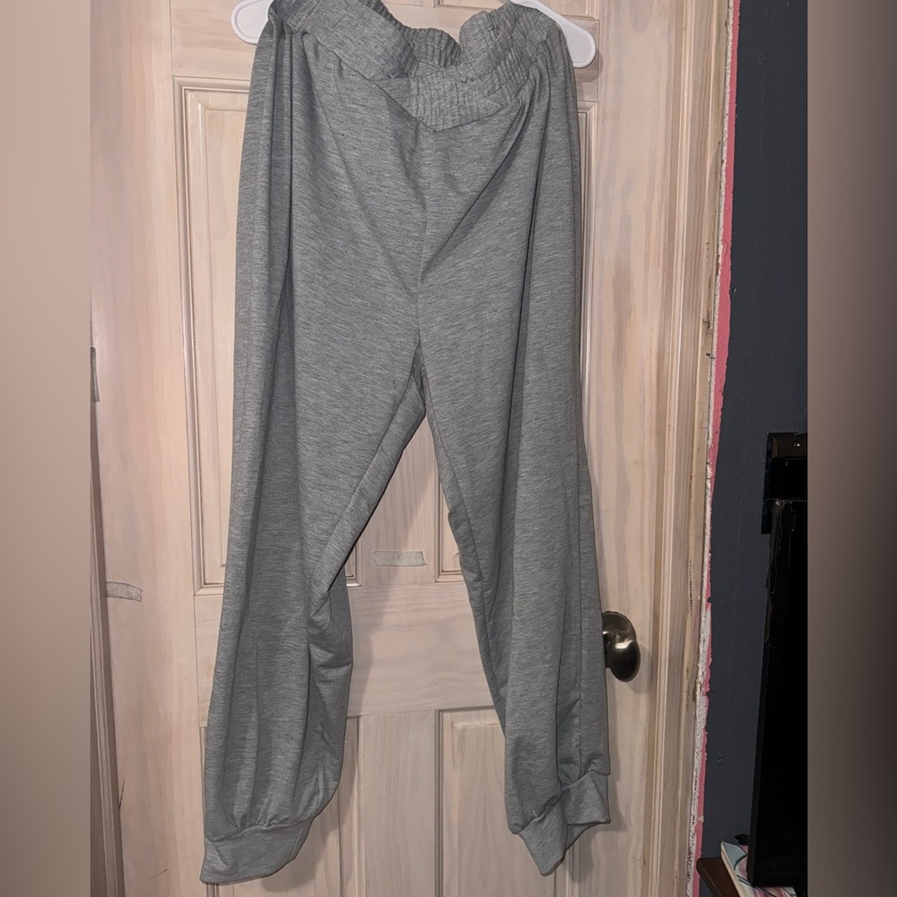 Sweat pants